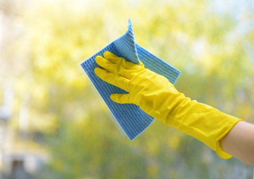 Professional curtain cleaning in Hook for a fresh living room